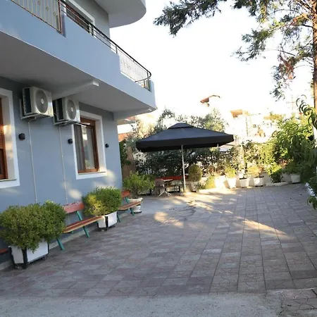 Albora 3 בית הארחה